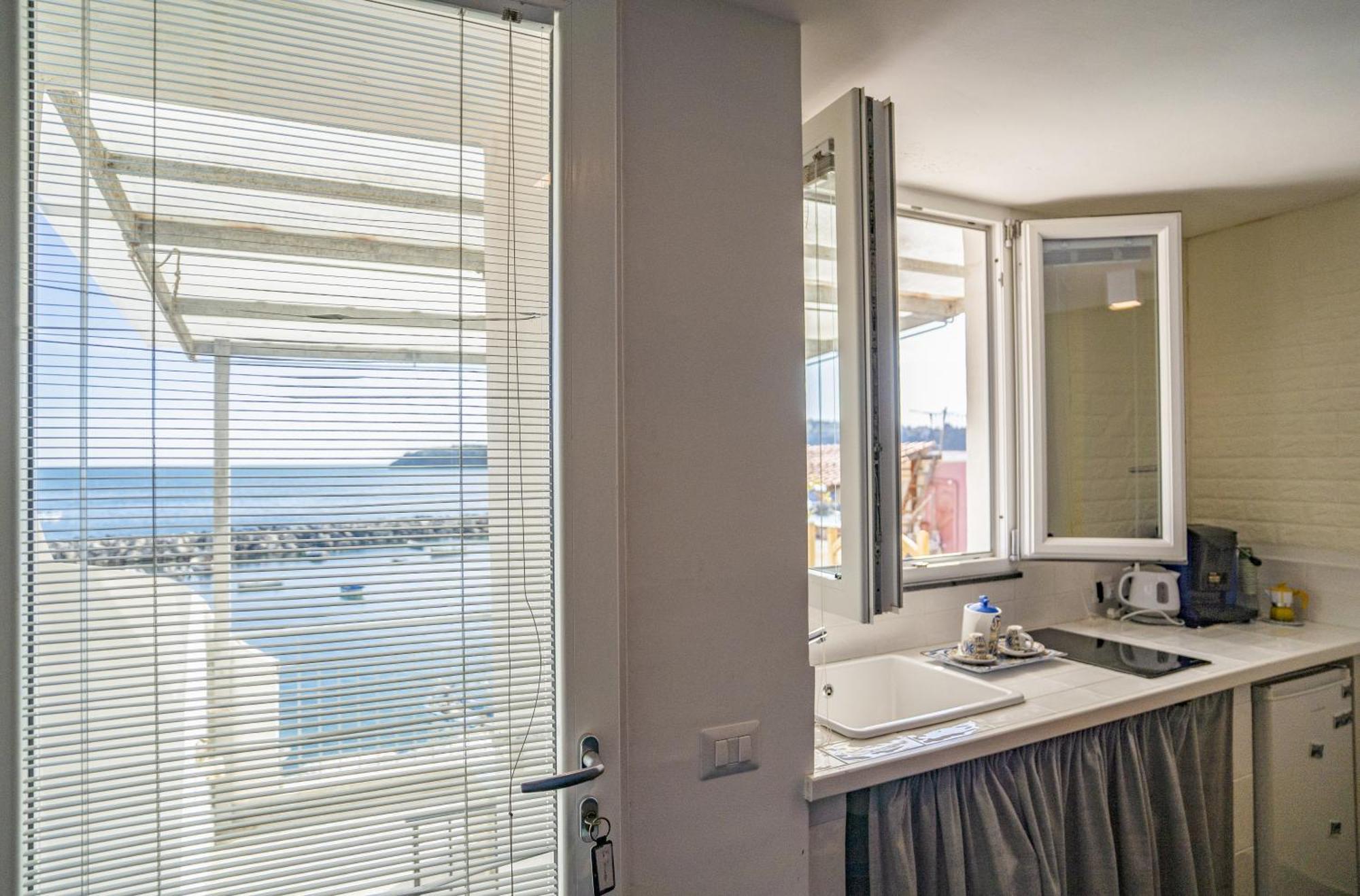 Ferienwohnung La Terrazza Di Maria Procida Exterior foto